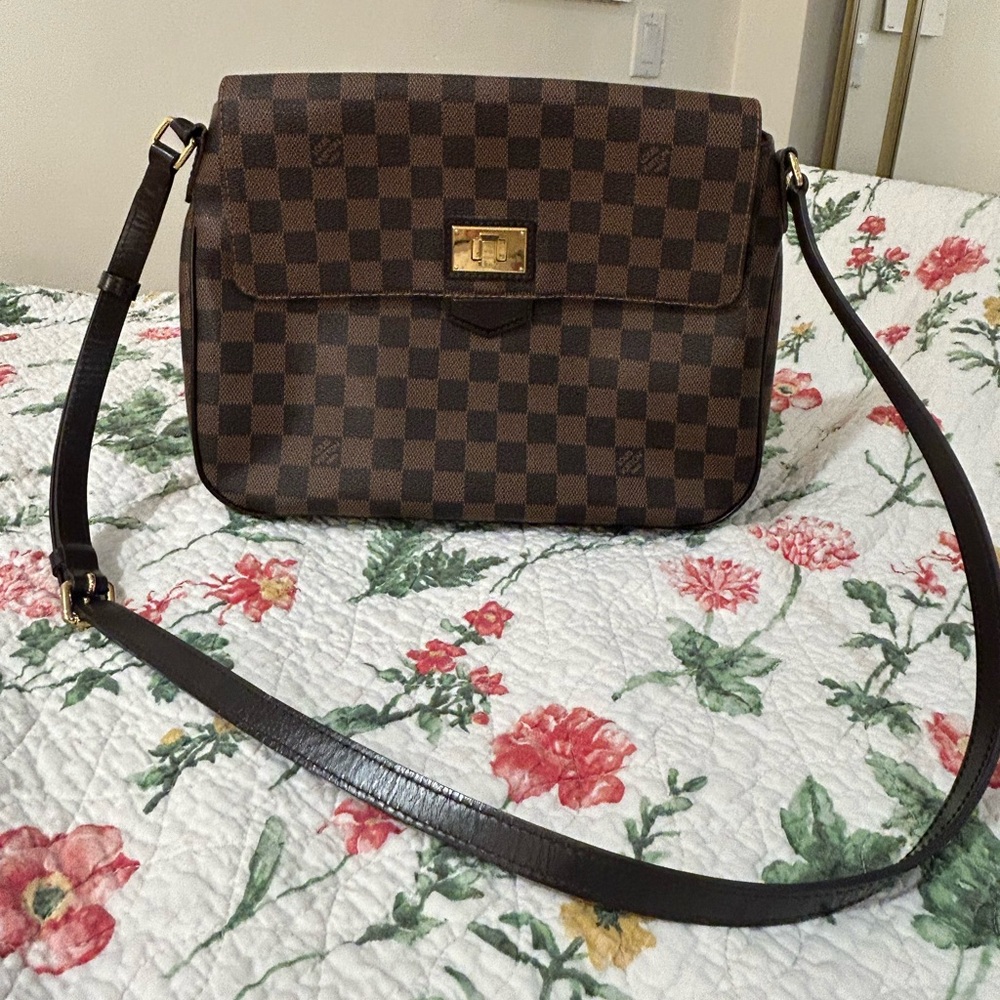 Louis Vuitton Damier Ebene Crossbody bag
